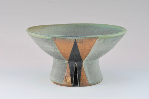 FOOTED BOWL 82