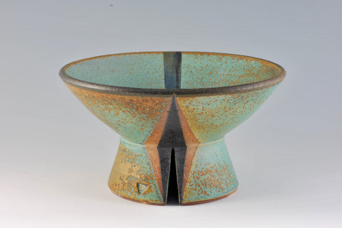 FOOTED BOWL 19