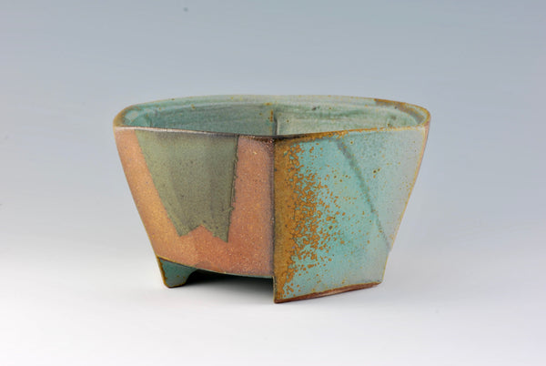 FACETED BOWL 28