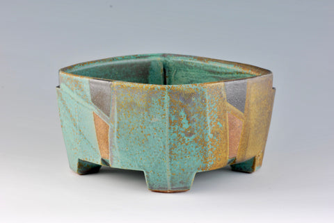 FACETED BOWL 47