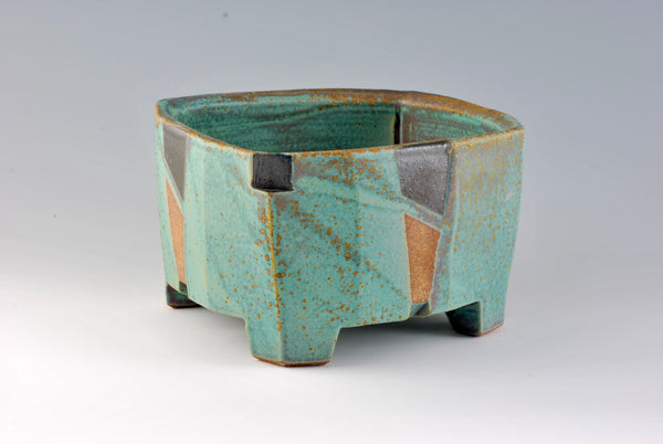 FACETED BOWL 47